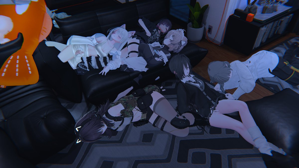 tyryan_vrc's tweet photo. 今日のVRC
土曜の集まり
なんか最後集団V睡みたいになってた https://t.co/GY56yo2Yk5