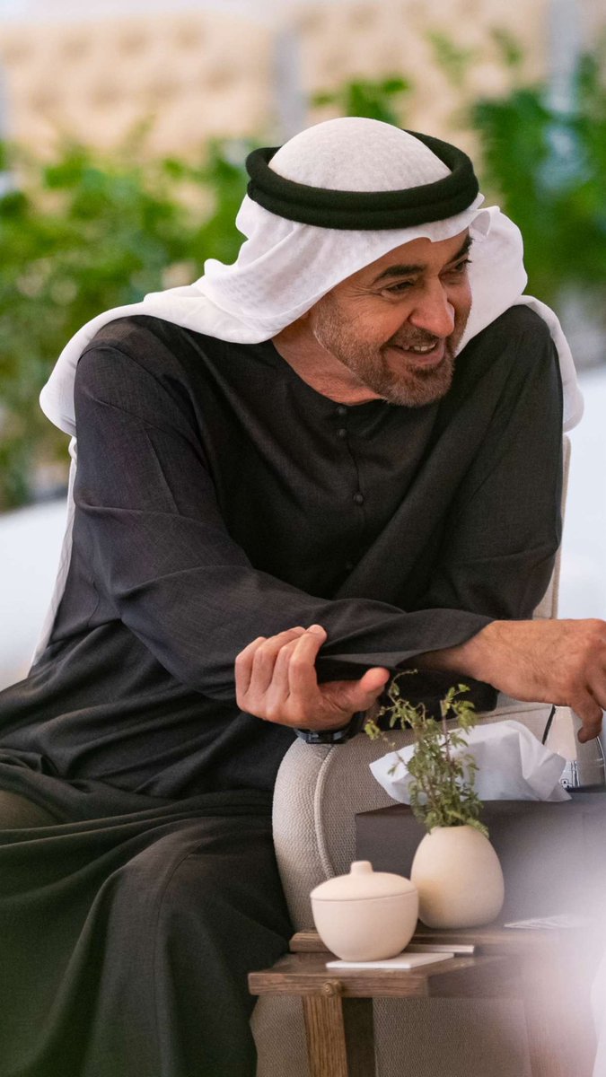 damoa_alsamt's tweet photo. يـا ضـحـكـةٍ جـعـل كـل الخـلايـق فِـداها...♥️🇦🇪 https://t.co/rXl04ssHRW