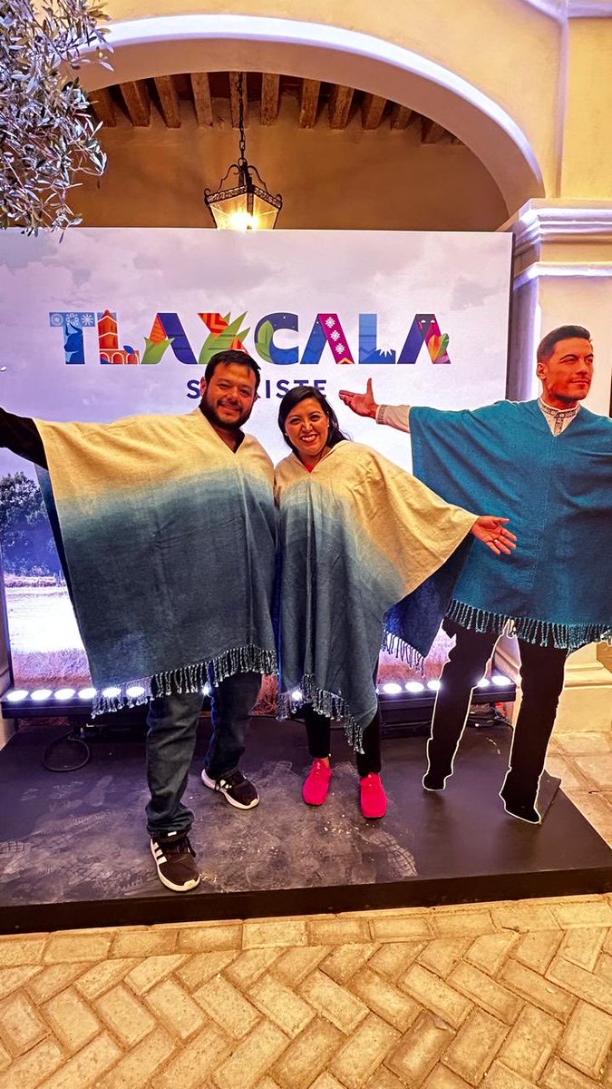 monse_gm's tweet photo. @riveristashq @_CarlosRivera Feliz día familia Riverista!!! 🙌🏼💕 https://t.co/FOtioMm9yG