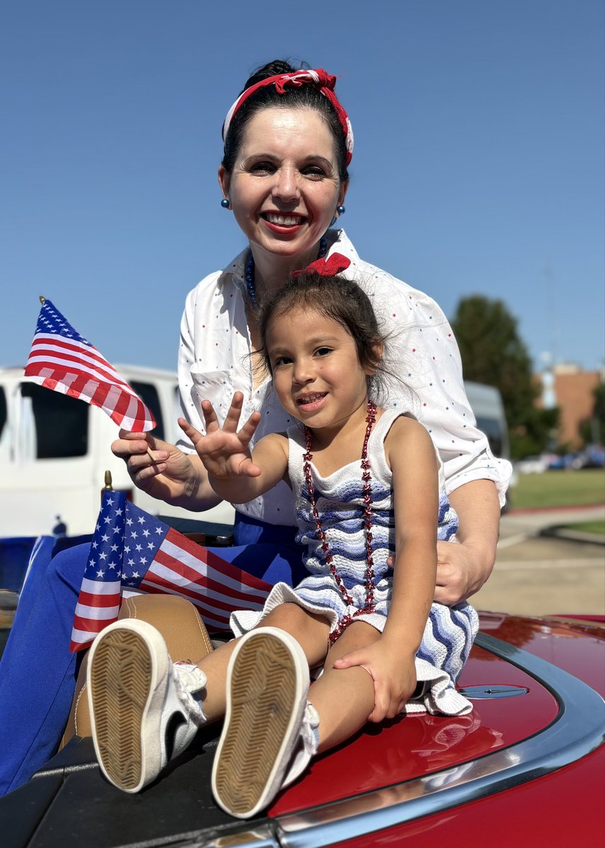 jenanelsonforok's tweet photo. Happy 250th, America! 🇺🇸 https://t.co/WnyqdQZLb1