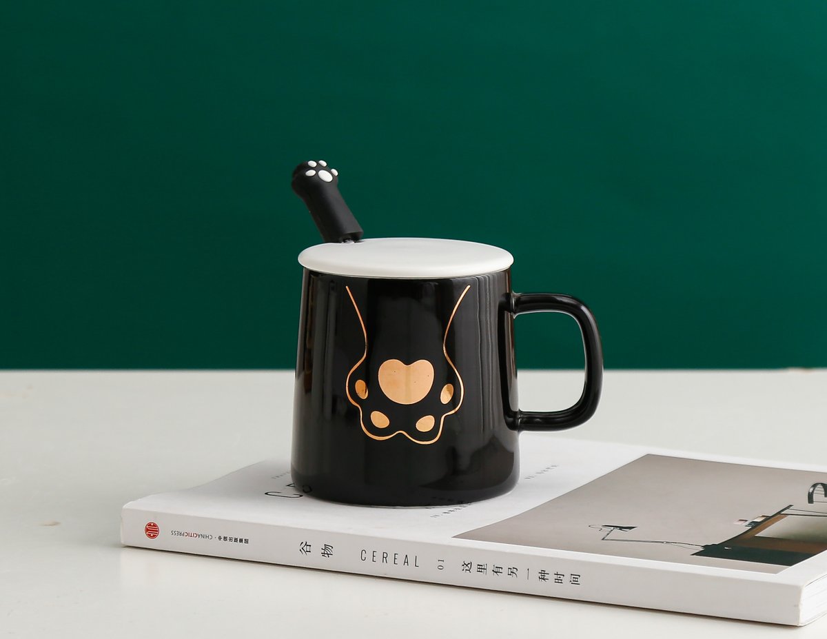 li93na's tweet photo. DIY hand-painted ceramic mugs! A cozy weekend project that turns plain clay into unique keepsakes—add your favorite quotes or doodles, sipping coffee just got way more personal ， https://t.co/yBLzx1gbdt