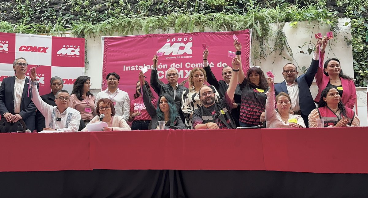 EmilioAlvarezI's tweet photo. LA CDMX SE VISTIÓ DE ROSA 🩷

Este día instalamos el Comité Estatal de la CDMX de @SomosMxMexico.

Seguimos trabajando en cada municipio y alcaldía, recorriendo todos los estados del país para consolidar la fuerza ciudadana que nos une. 

#SomosCDMX #EstamosEnLaBoleta2027 #MéxicoYaTienePartido