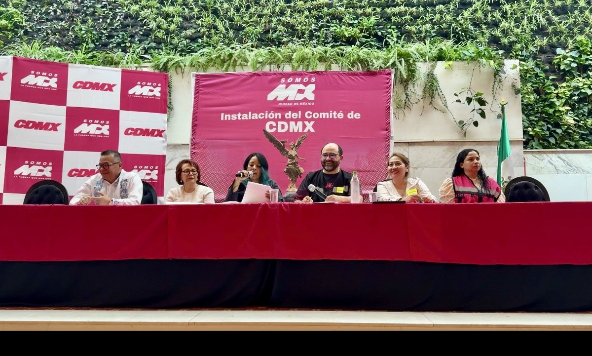 EmilioAlvarezI's tweet photo. LA CDMX SE VISTIÓ DE ROSA 🩷

Este día instalamos el Comité Estatal de la CDMX de @SomosMxMexico.

Seguimos trabajando en cada municipio y alcaldía, recorriendo todos los estados del país para consolidar la fuerza ciudadana que nos une. 

#SomosCDMX #EstamosEnLaBoleta2027 #MéxicoYaTienePartido