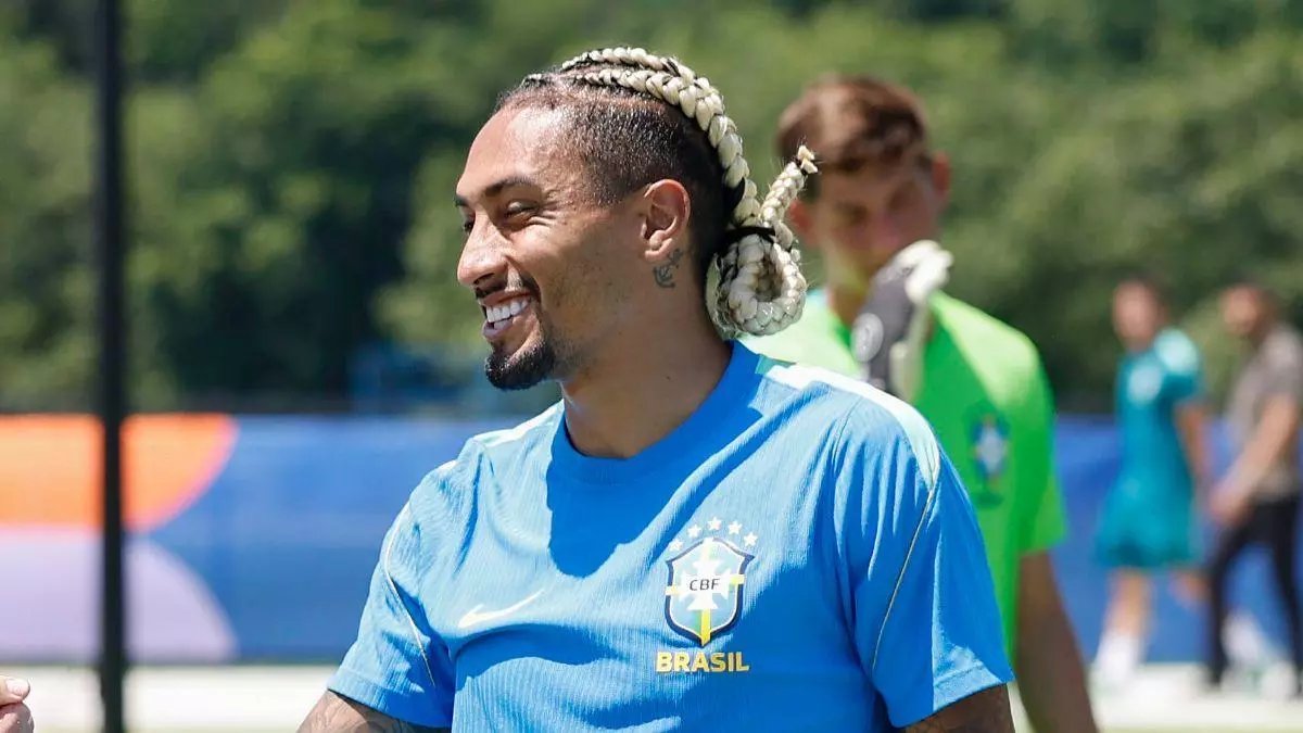 FCB World tweet media