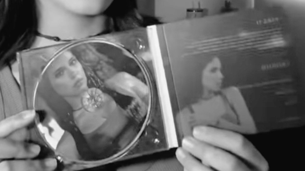 archivodoblem's tweet photo. Mar y su primer CD ⭒˚.⋆ 💿⭒˚.⋆ https://t.co/b01paEBbk8