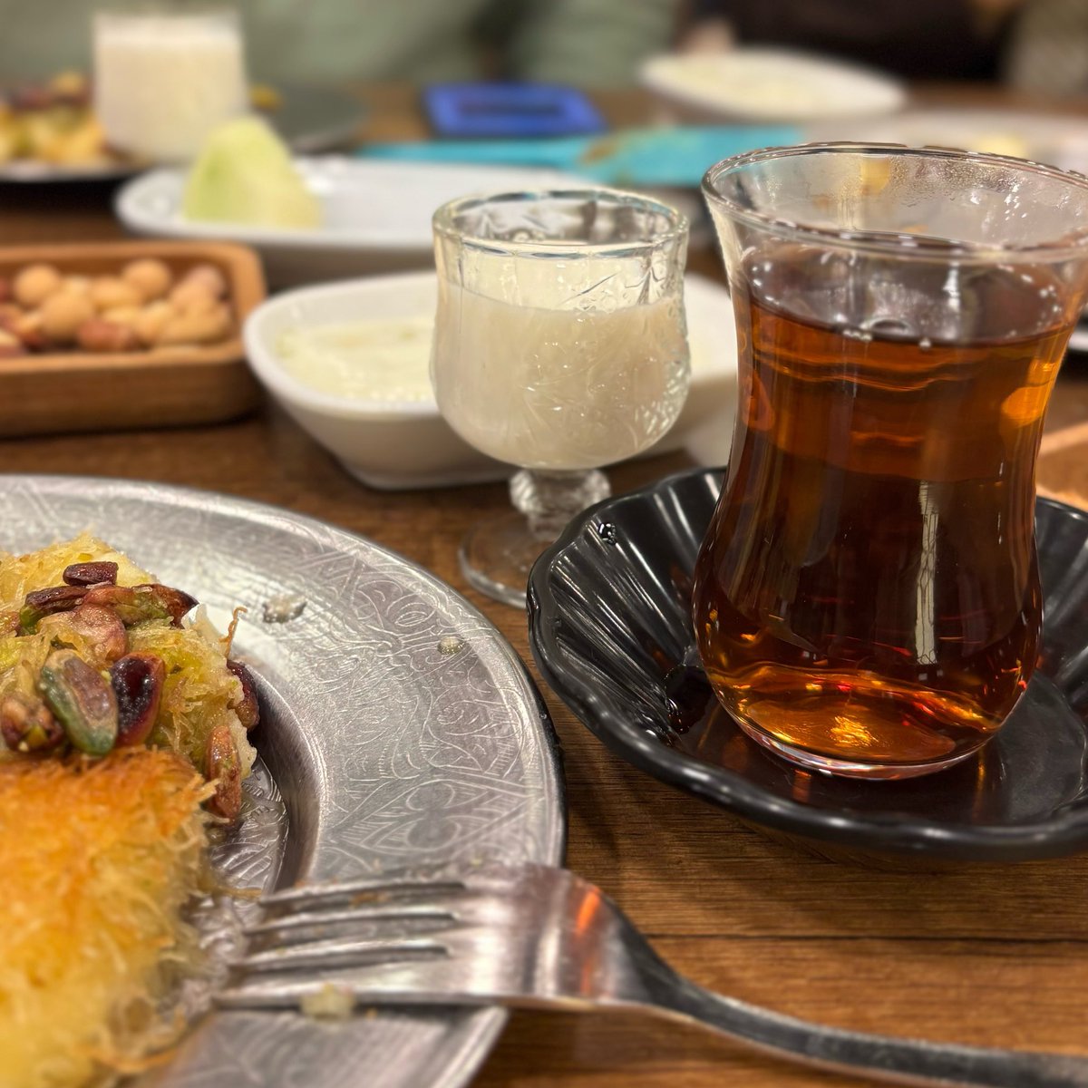 fnurata_'s tweet photo. ablamla enistemin üçüncü çocukları olma işi >>>>> https://t.co/MeGLJQDT3V