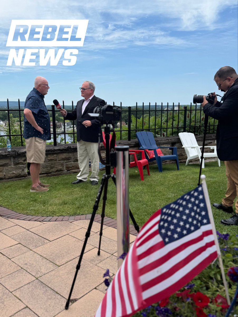 Unbranded63's tweet photo. So Ezra Levant is hanging out with US Ambassador Hoekstra this July 4th. The flies do like to buzz around the turds, don't they? https://t.co/P62bbpnB1w