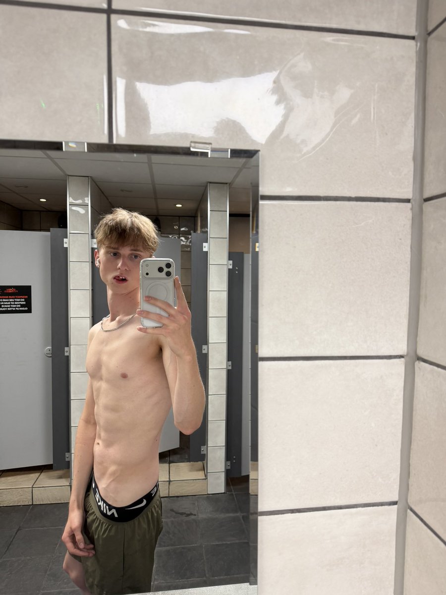AlbertBait27's tweet photo. https://t.co/9FpBwFIuQ2

https://t.co/9FpBwFIuQ2 https://t.co/Y8Jg8Ma05S