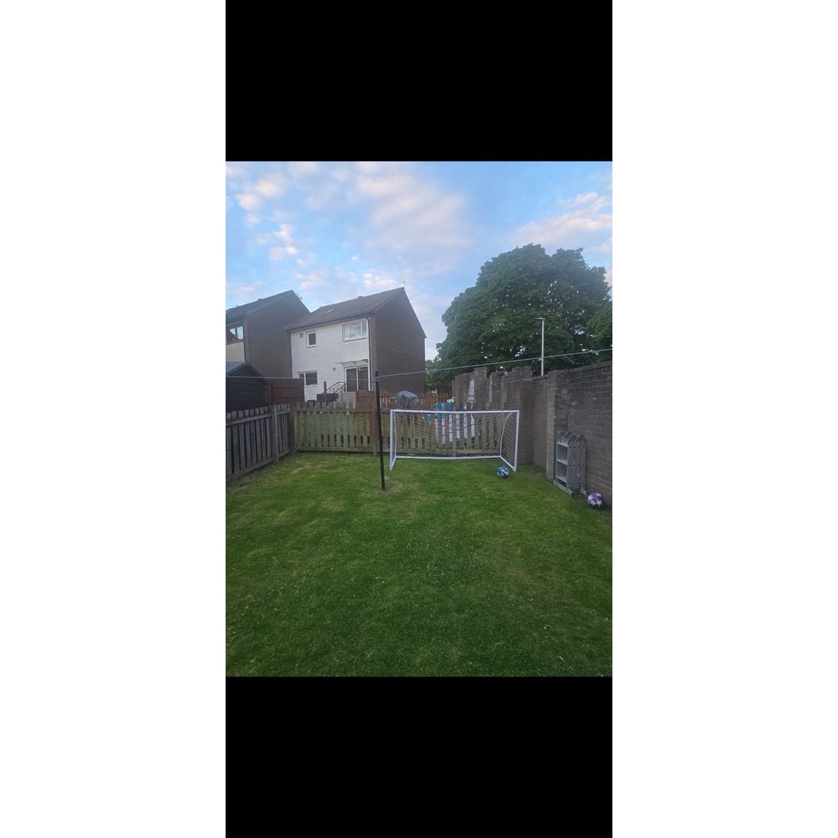 nicfitz99's tweet photo. Any fencing requirements needing done give us a shout! Retweets are appreciated and follows and shares on our Facebook NF power wash and fencing💙🪚🛠️ https://t.co/hSs0F1T9TG