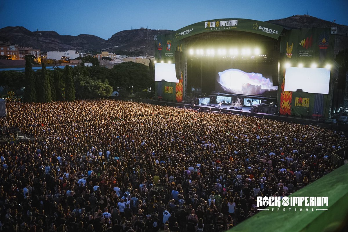 RockImperiumFes's tweet photo. 🔥 Un espectáculo gigantesco en Rock Imperium Festival 2026 🔥
Iron Maiden nos brinda décadas de historia del heavy con una intensidad absolutamente arrolladora. 🤘⚡
Un concierto que quedará grabado en nuestra retina para siempre. 🖤

:: ::
🔥 A colossal show at Rock Imperium Festival 2026. 🔥

Iron Maiden is taking us on a journey through decades of heavy metal history with an absolutely breathtaking performance. 🤘⚡

A concert that will stay with us forever. 🖤