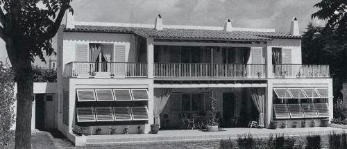 archistar1's tweet photo. #architects
José Antonio Coderch de Sentmenat
&amp; 
Manuel Valls i Vergés 
Casa Garriga, 1947
Barcelona, Spain 🇪🇸 
#architecture https://t.co/hOrkyy7uJt