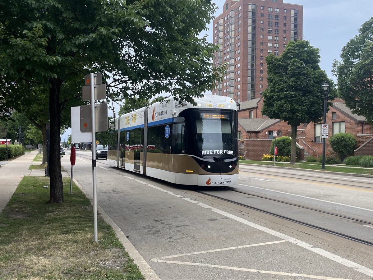 foxriverenjoyer's tweet photo. despite everything i’ll still try to ride ur cities dumb little streetcar https://t.co/XspB8GVmmk