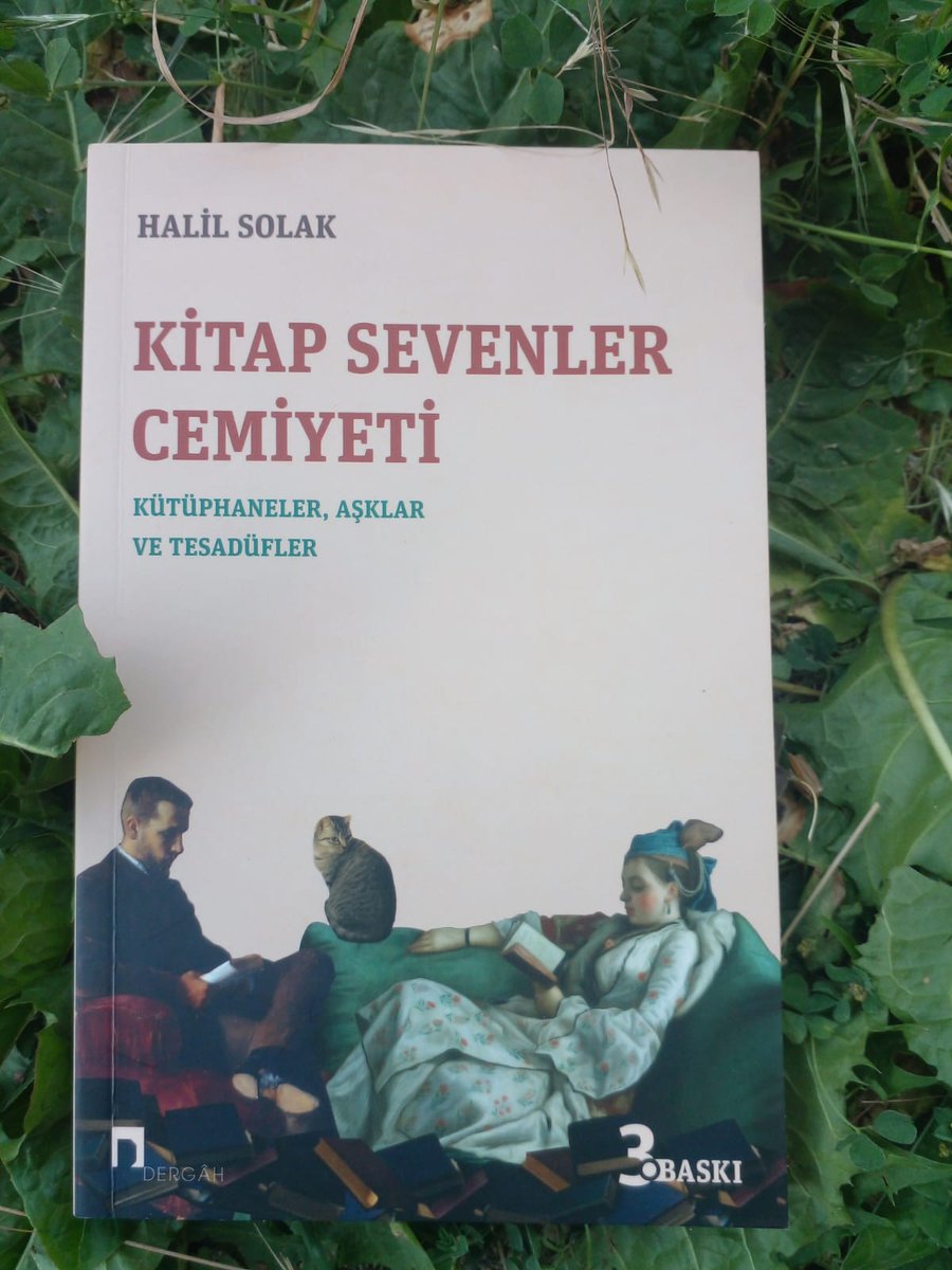 OkuYazklm's tweet photo. Halil Solak / Kitap Sevenler Cemiyeti

Neden benim odam da "milletin çocukları gibi"
değildi? Cevabımı Walter Benjamin'de buldum bir gün : 

"Kitaplar sadece okumak için değil, aynı zamanda birlikte yaşamak içindir." s.16 https://t.co/pOv4v86JtJ