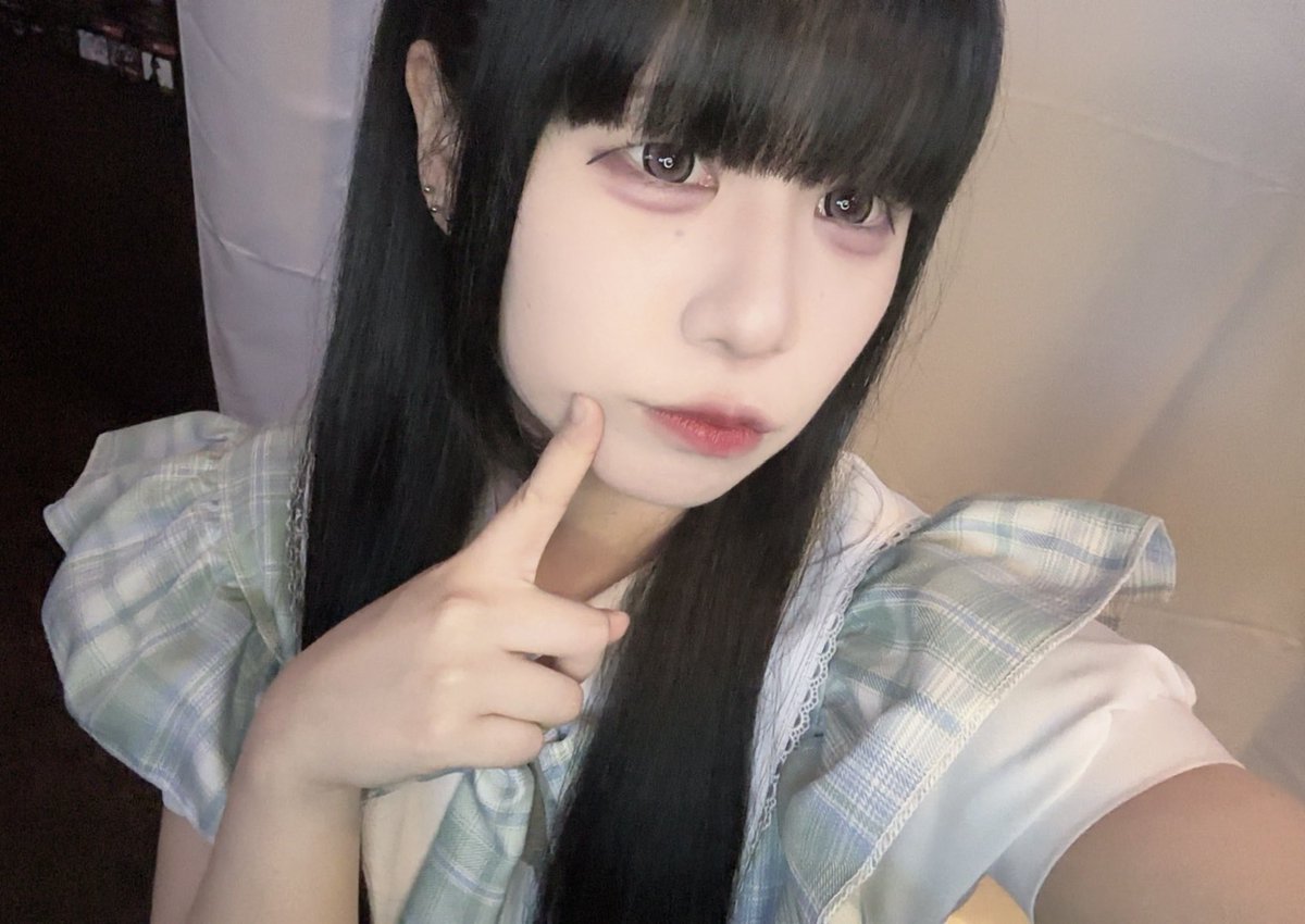 guildknz's tweet photo. 7月5日(日)

🈺19:00～27:00
※営業時間に変更あります

🎀うる🎀19-24 @Uru_guild 
💍きゅあ💍20-24 @kyuatan3 
🤍てん🤍24-29 @ten__guild 
🐷ぶた🐷24-29 @buu_guild 

こちらのメンバーでお待ちしております❕ https://t.co/TvXL94l3UV