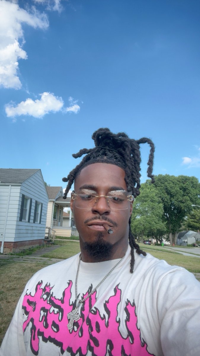 T4LCash's tweet photo. https://t.co/wqLERNJioc
