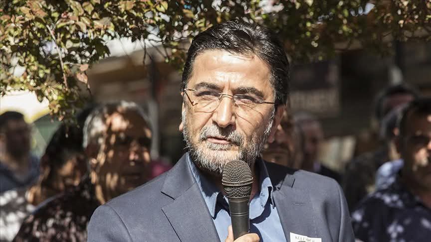 ahmetafsin's tweet photo. Benim zaten seni unutacağım yoktu ama memleketin hali de unutturmamak için uğraşıyor gibi. 
Vefat yıldönümünde rahmetle ve milletim adına hasretle anıyorum ağabey. https://t.co/8DV8OtDsuj