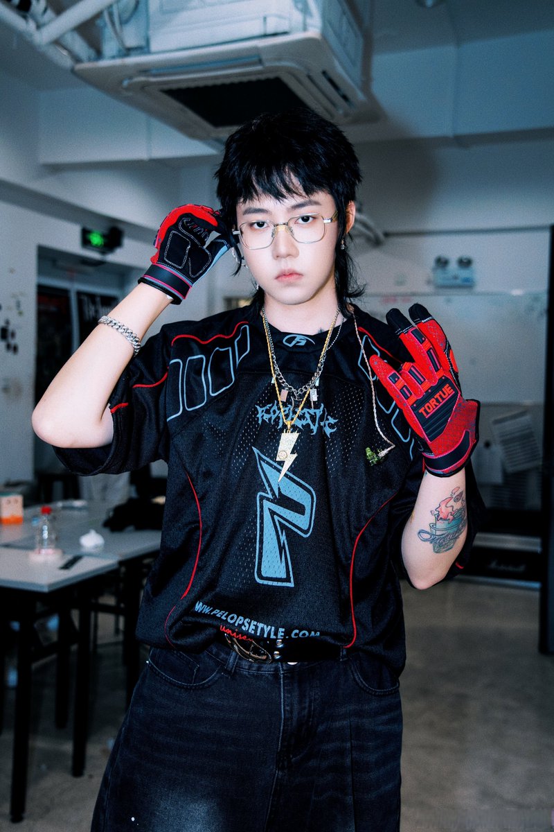 문상민 Spencer Moon tweet media