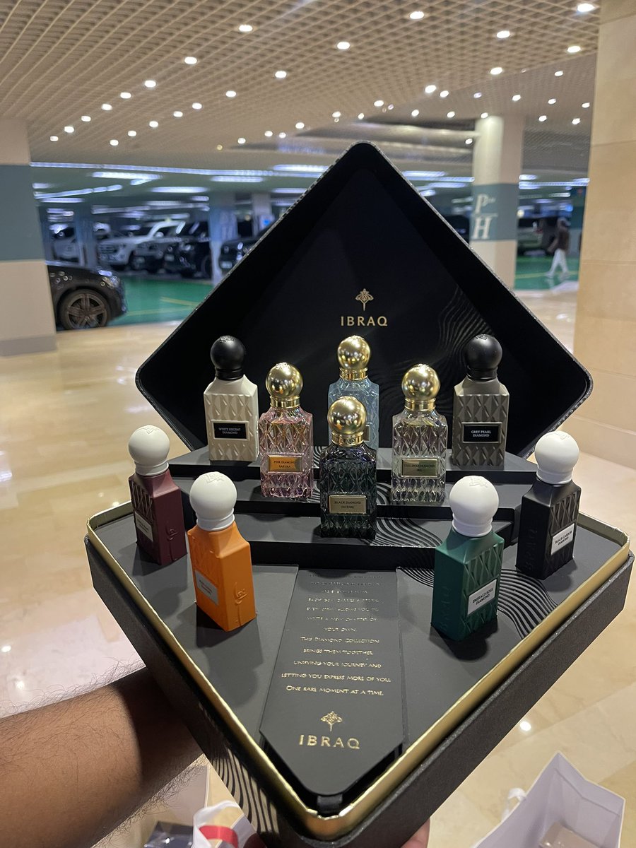 danial666667's tweet photo. My bank account is crying, but I smell amazing. 😂💸 no regrets 🫣🤪😬 https://t.co/AHMU2OY1QU