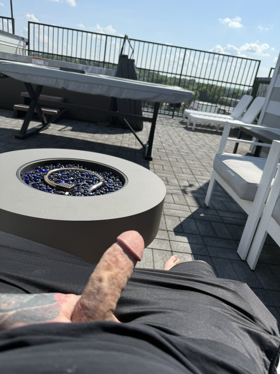 AStro95155's tweet photo. On vacation only thing missing is you 

#public #cock #nude #nsfw #cum https://t.co/NzQ86uvqvc