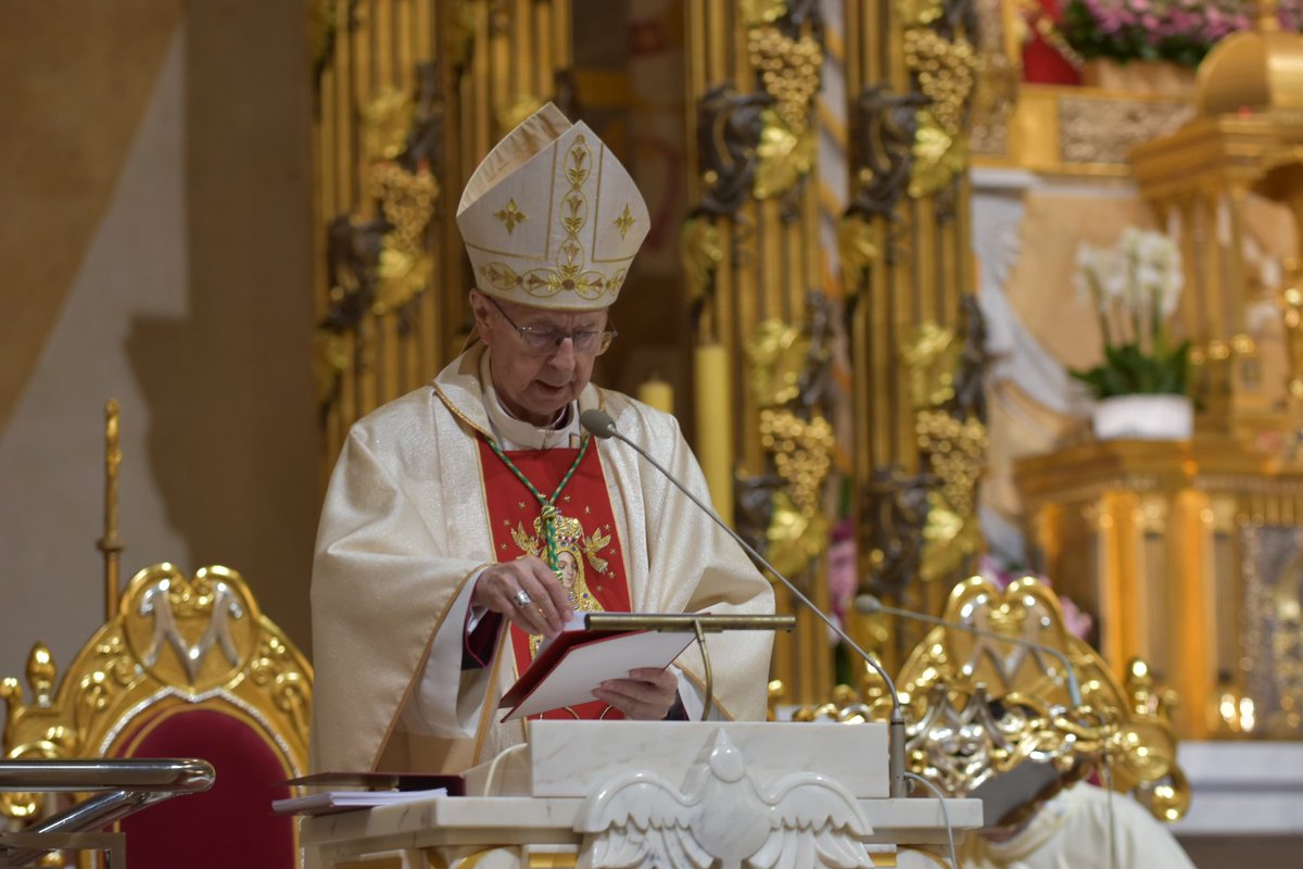 RycerzeKolumba's tweet photo. Uroczystą Mszą Św. sprawowaną w Sanktuarium Matki Bożej Licheńskiej Bolesnej Królowej Polski w Licheniu, zainaugurowaliśmy trzydniowe Spotkanie Delegatów Rejonowych.
#kofc @KofC @KsMcGivney @FatherMcGivney https://t.co/SUGQYU0XxW