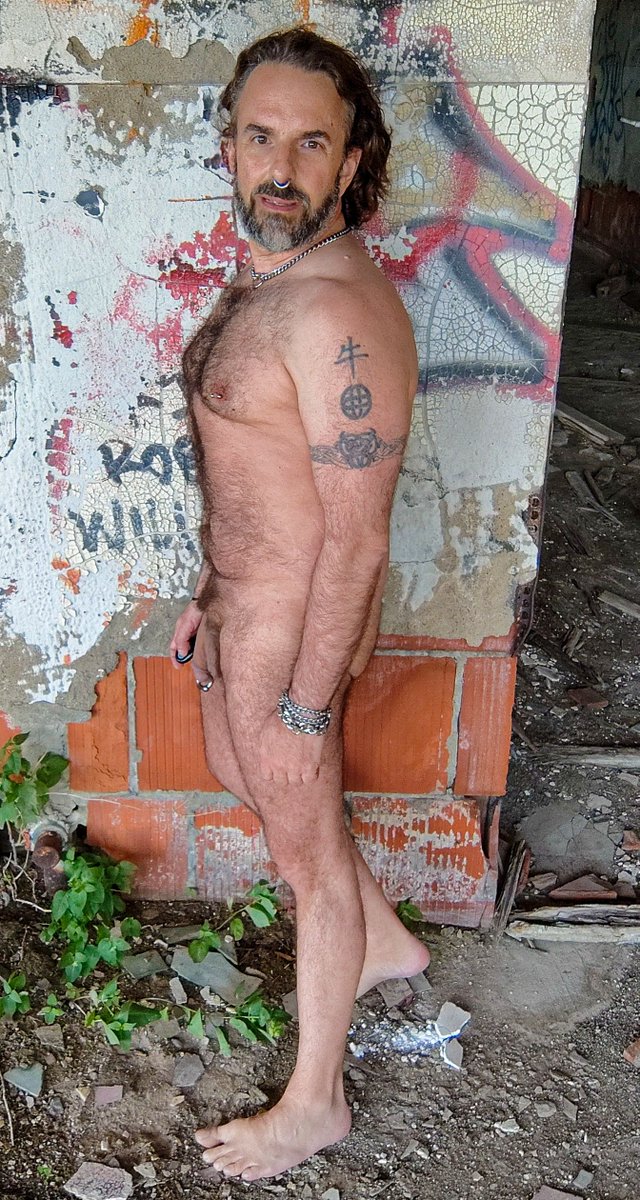 ryanromanxxx's tweet photo. The environment doesn't define you.
How you endure does. Bull Built™. #naturist #piercedcock #princealbert #teampierced  #teampa #pierced #gayman #gaybull #nsfw https://t.co/RwrB5UVPPV