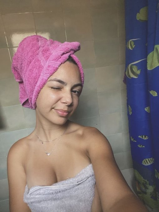 Julia Souza tweet media