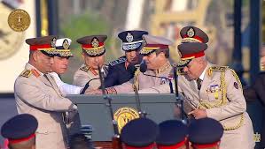 ashraaf_alsaad's tweet photo. نقسم بالله العظيم ان ننفخ كل الإرهابيين وكل من تسول له نفسه إيذاء مصر وان لايحكم مصر الا ابن من ابناء الجيش واي حد يفكر يقرب هانشيله من على وش الأرض وان يكون انتقال الحكم بين ابناء القوات المسلحة بالاقدمية وكلنا عبد الفتاح #السيسي والله على ما نقول شهيد https://t.co/moYlEh77E9