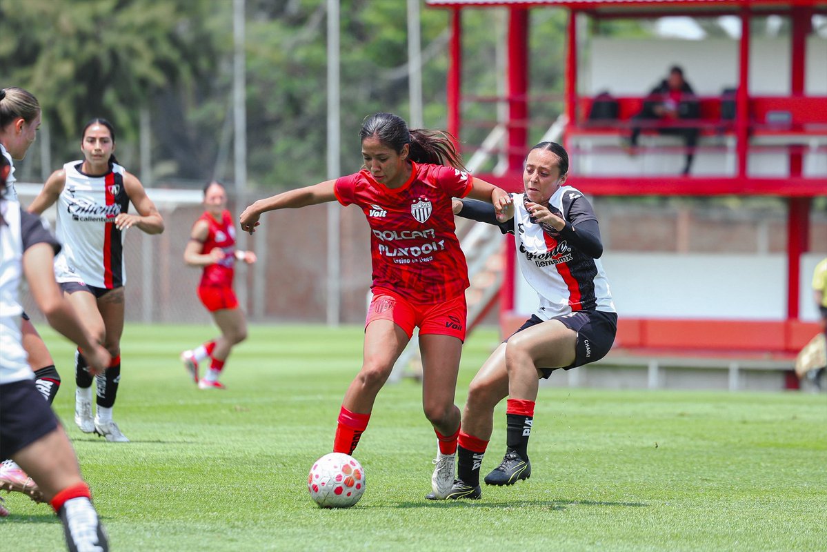 NecaxaFemenil's tweet photo. ⚡️ 1-3🦊| Finaliza nuestro primer partido de preparación.

Continuamos con nuestra pretemporada rumbo al Apertura 2026. https://t.co/WfQw7fMBVb