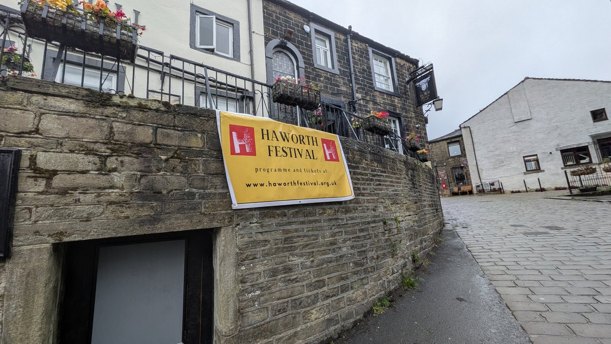 MrsHaworthFox2's tweet photo. There are signs that #HawFestisComing!
https://t.co/k3S7LY53jL for details of the 66 (at least) events happening 8 - 26 July across #Haworth #Yorkshire https://t.co/nWJIWVnQ6N