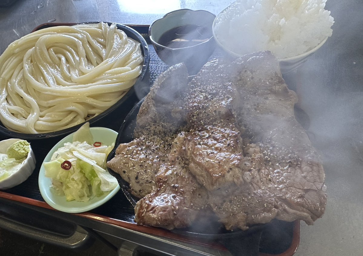Zbh3lRWPd2rAywU's tweet photo. 本日日曜日これでいきます。
全力でいきますのです応援よろしくお願いします🙇‍♀️⤵️‼️
#まさか
#うどん https://t.co/M8dHQndoeR