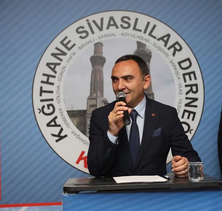 mkemalbaykal's tweet photo. Kağıthane Sivaslılar Derneği Başkanı olarak, derneğimizin değerli üyelerine ve tüm dostlarımıza doğum günü mesajları ve tebrikleri için çok teşekkür ederim. Birlik ve beraberlik içinde nice güzel yaşlara ulaşmayı dilerim.

 Saygı ve sevgilerimle https://t.co/LHcXREJjkv
