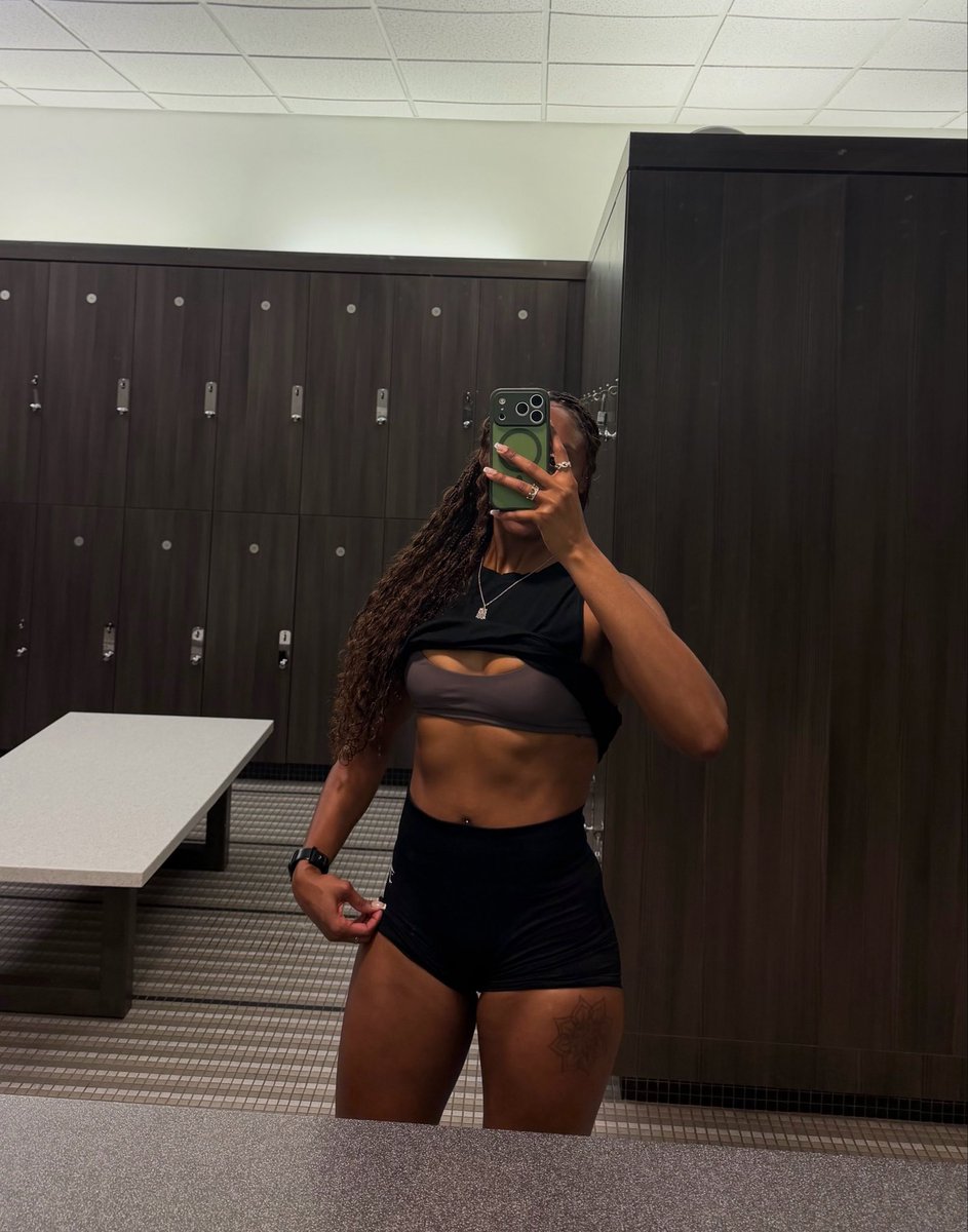 _BrittJohnson's tweet photo. 7/4 🧨 https://t.co/XnEUf5Ok4J