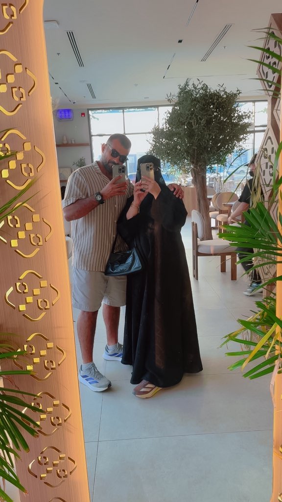 1410_kd's tweet photo. أنتي الحب والحياة ..🌤️🌴💟 https://t.co/S6dP6wWDZH