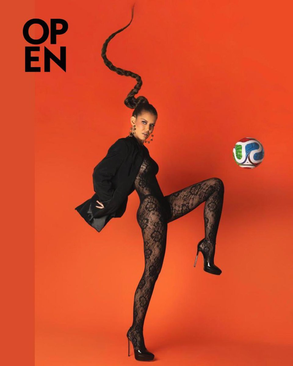 RodriguezMarat's tweet photo. ¡Bienvenido julio ! 
@VZCR en portada para @RevistaOPEN 🇲🇽🇲🇽🇲🇽
@ManagementMR ✨✨✨ https://t.co/9IOp3MPOyh
