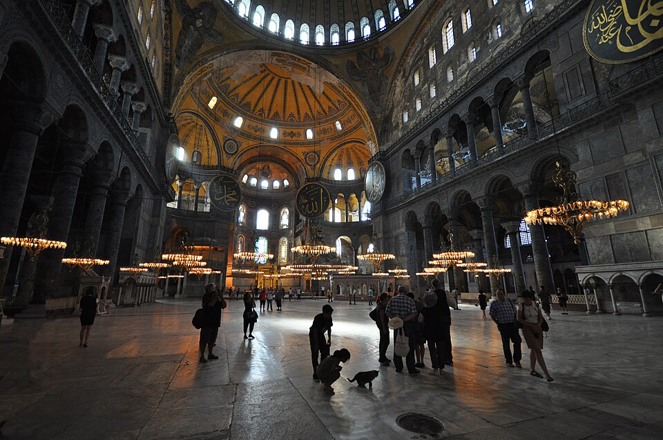 aysel57s's tweet photo. Ayasofya
Ayasofya, resmî adıyla Ayasofya-i Kebîr Câmi-i Şerîfi, İstanbul'un Fatih ilçesinde kiliseden çevrilmiş bir camidir.
Türkiye Turizmi Panorama
https://t.co/21fTLCzxID https://t.co/aQ2oO10HEA