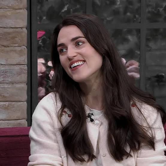 zuno_eli's tweet photo. More, more, more! Katie McGrath 💚 https://t.co/dJDMZmkeVW