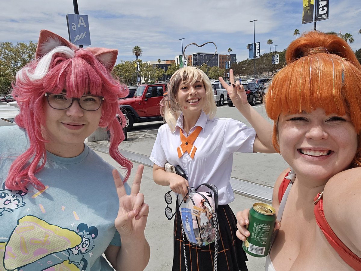 desertmousecos's tweet photo. Hololive Education Vacation arc goes CRAZY https://t.co/xyukvVBOmk