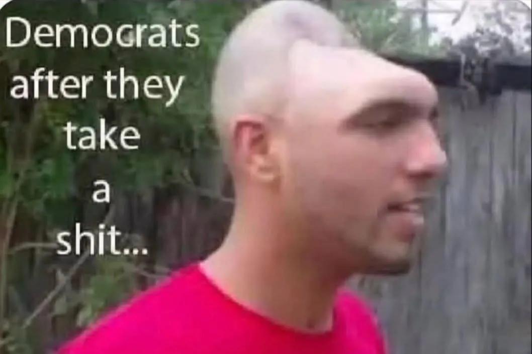 Supremely_human's tweet photo. @NicoSwaavehh @HorrorGorl It's really not!! But yea, hate is your currency!! https://t.co/q9v0uxYEhT