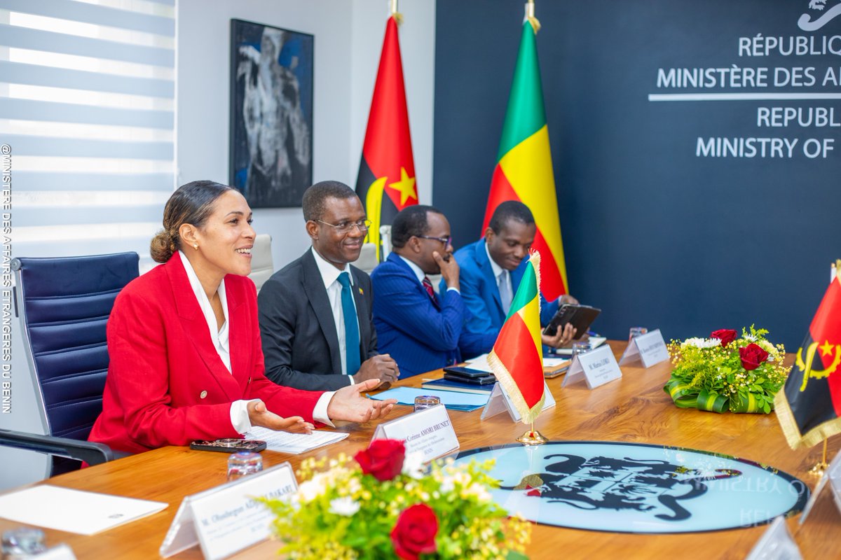 BeninDiplomatie's tweet photo. 🇧🇯🤝🇦🇴 La Ministre des Affaires étrangères, Madame Corinne AMORI BRUNET et son homologue angolais, Monsieur Tete ANTONIO, ont co- présidé ce samedi 04 juillet 2026, la première session des consultations diplomatiques et politiques entre le Bénin et l'Angola. https://t.co/guFwHdOZf5