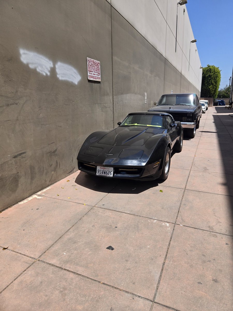 GraflingTheGOAT's tweet photo. @4eveRaiders @Irina_exh 1980 thinking about buying it for 8k. What you think? https://t.co/fZamxbTnpu
