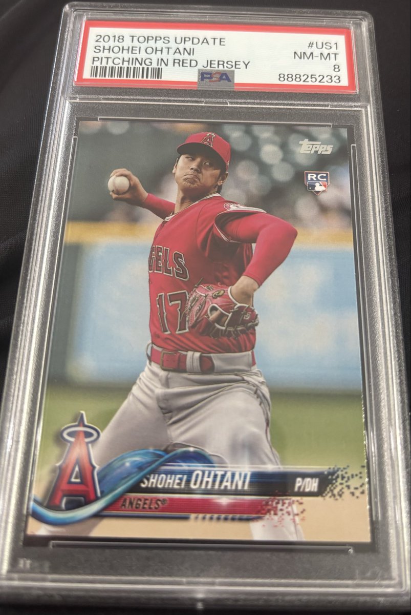 Thatswhack1's tweet photo. @CardPurchaser @jtteaxasaggie Need some advice on this Ohtani I’m considering buying. The one I’m looking at says “pitching in red jersey” the ones I’ve seen online (attached) do not have that naming convention. Is this just PSA coming up with their own name for it? https://t.co/46d87HTee4