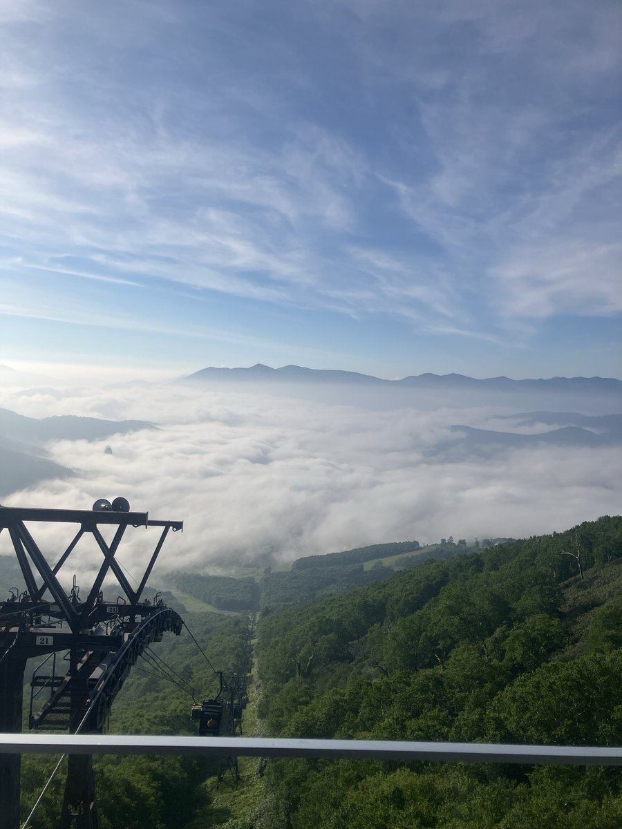 yatimarlo's tweet photo. 雲の上行ってみた https://t.co/Fctp77i7Q2