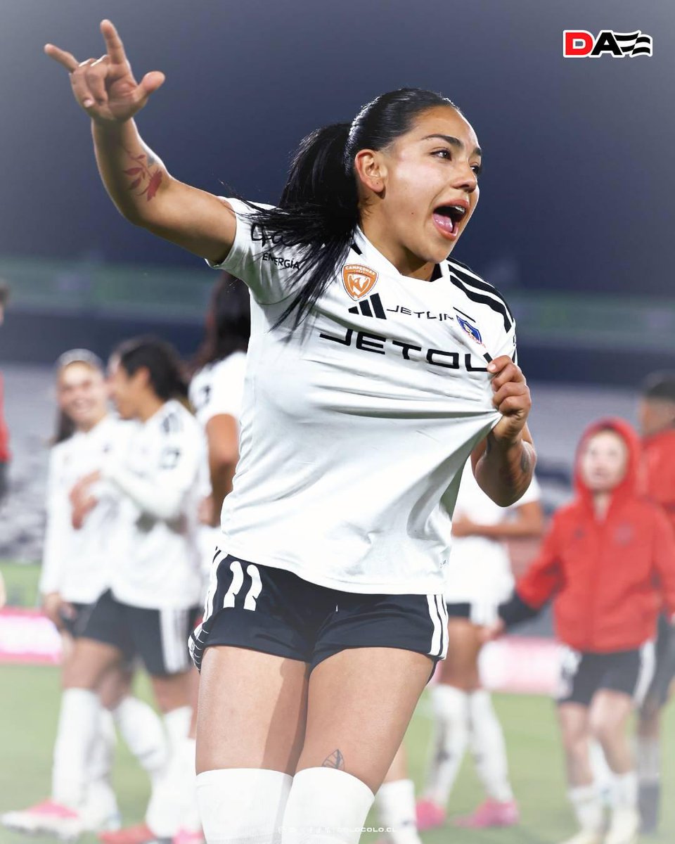 dalealbo's tweet photo. ¡Claro que sí, Michelle Olivares! 🤟🔝🏁

📸: Colo Colo Femenino https://t.co/YpzONha8YB