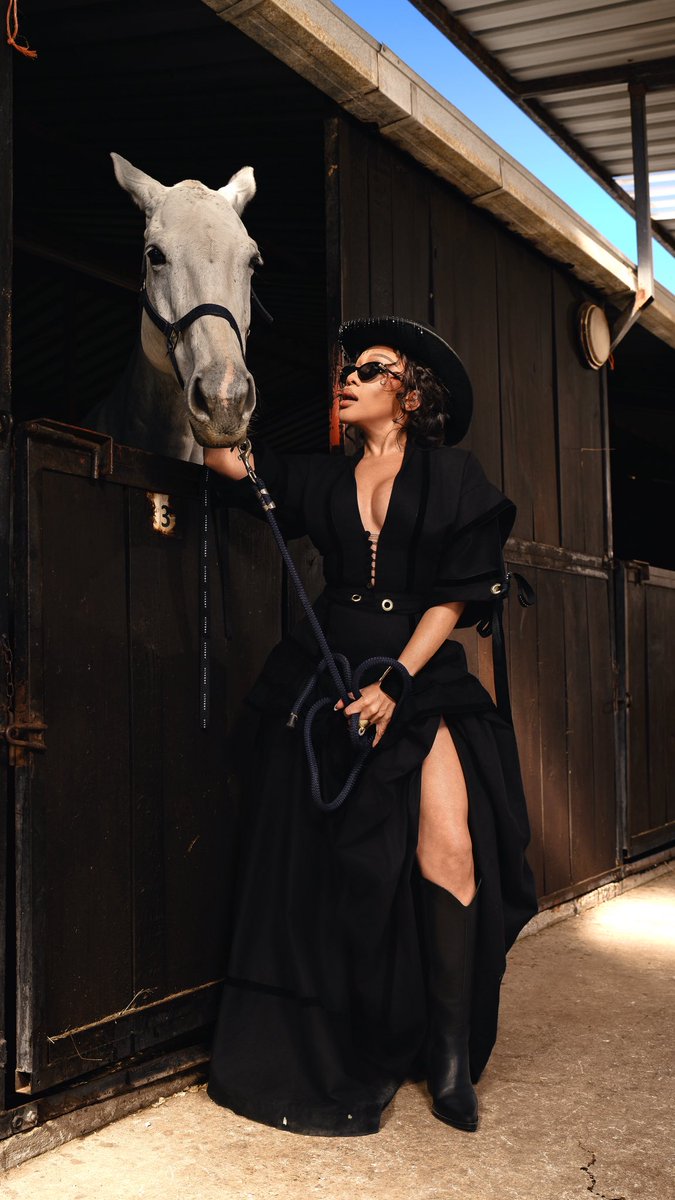 Thando_Thabethe's tweet photo. So fun! So Country Allure 🐎🐎🐎 https://t.co/MmFY964VSZ