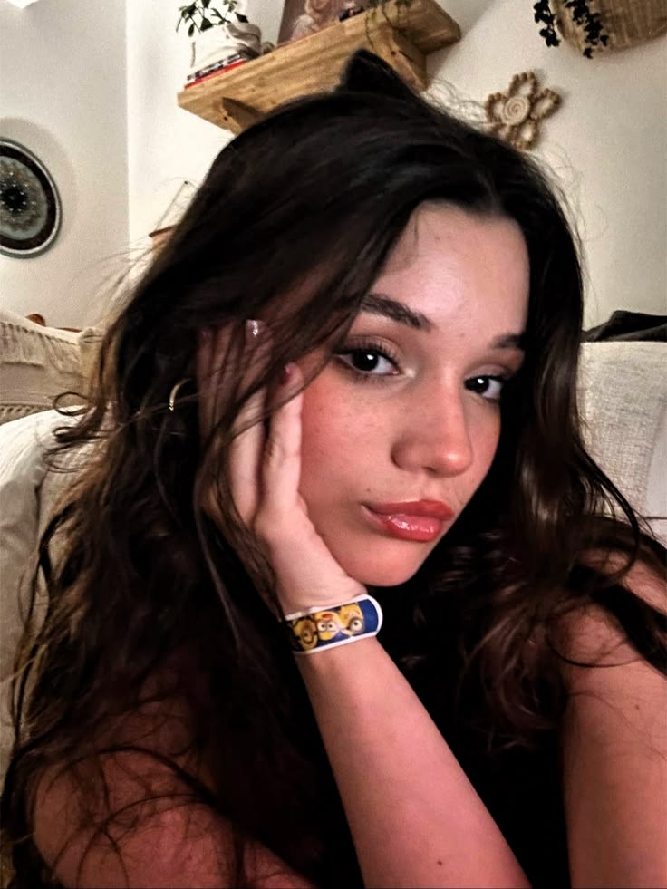 Pluviesly's tweet photo. @meubem  🍏 '  ៸៸  𝒜gαthα  ℳαriα 𝒞αndido  ꕀ ❕'

— 𝓐꧑᥆ ꧑ᥱ ᥲrrᥙ꧑ᥲr ᥱ᥉ᥴᥙtᥲᥒd᥆ ᥲ ꧑ᥱᥣh᥆r! 𝓔 ᥴrιᥲᥒd᥆ ᥴᥱᥒᥲ́rι᥆᥉ ιᥒᥴrί᥎ᥱι᥉ ᥒᥲ ꧑ιᥒhᥲ ᥴᥲbᥱᥴ̧ᥲ ᥴhᥱιᥲ dᥱ ι꧑ᥲgιᥒᥲᥴ̧ᥲ̃᥆ 💜✨#rpg https://t.co/tyP63Oxt4p