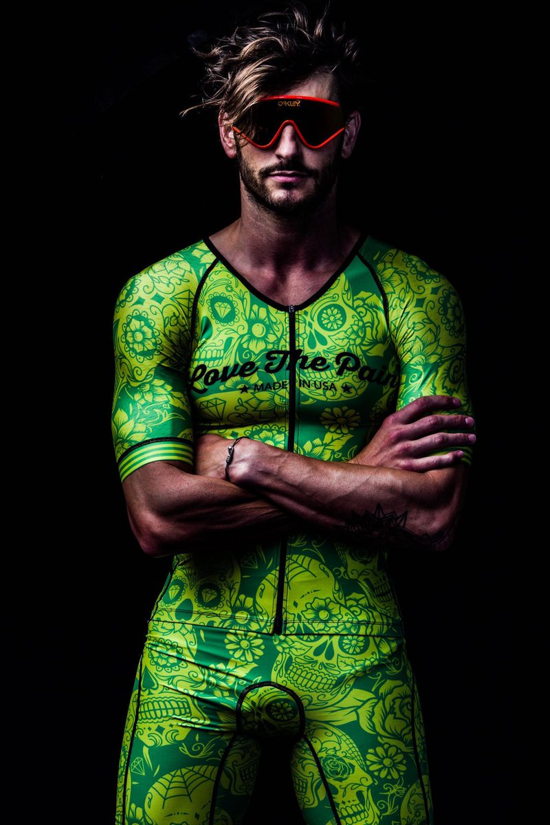 MaleWrappers's tweet photo. Over 18 y/o only Let's unwrapp men and enjoy. https://t.co/6Pvq37dACH