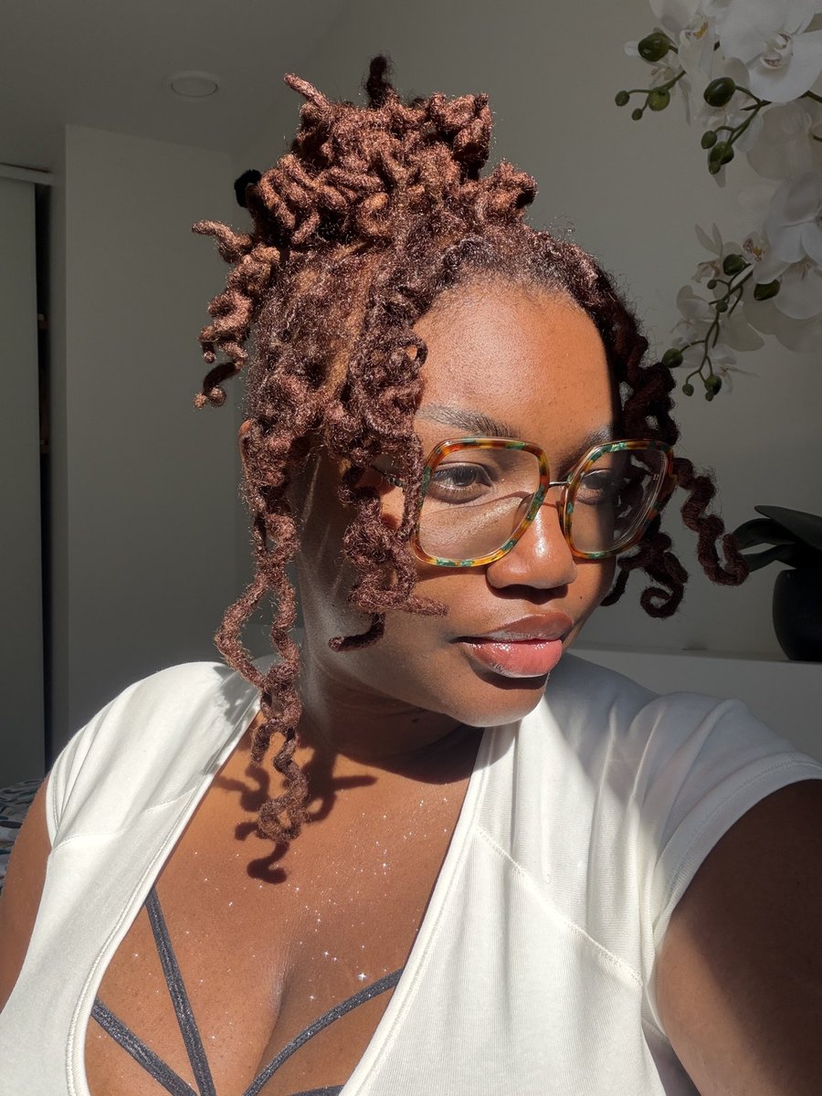 HerveeDominique's tweet photo. 👩🏽‍🦰🇨🇮 https://t.co/9lJvsFdPqK