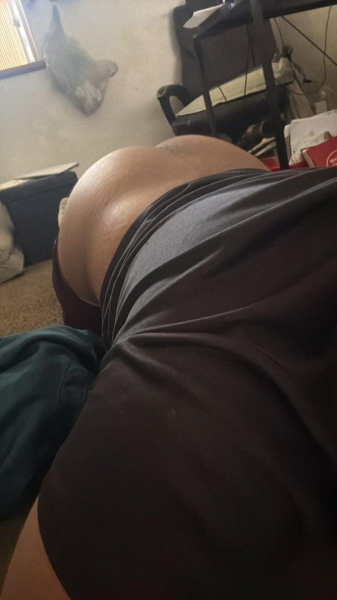 Lilbusstop's tweet photo. Any DL’s wanna meet up and fuck?  #405freaks #bwc #BBC #downlow #delcity #okcfreaks #trans https://t.co/4UWdsi3YGi