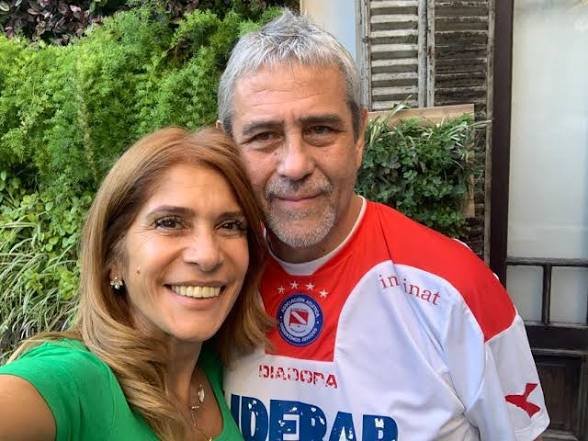 abrilcba_'s tweet photo. El corrupto Jorge Ferraresi dejó la intendencia de Avellaneda en manos de su esposa, Maggie Sierra, para dedicarse a su candidatura a gobernador bonaerense. El heredero de kicillof. Nefasto https://t.co/Ugg9kiDbaj