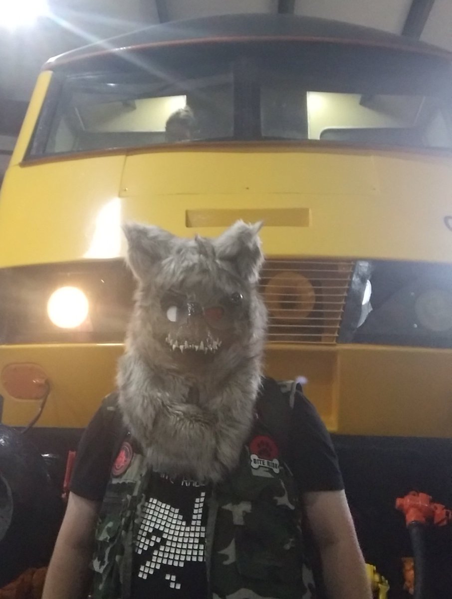 atomicfallout67's tweet photo. I'm got back from Crewe... Eventually https://t.co/XvM4ewDTWL